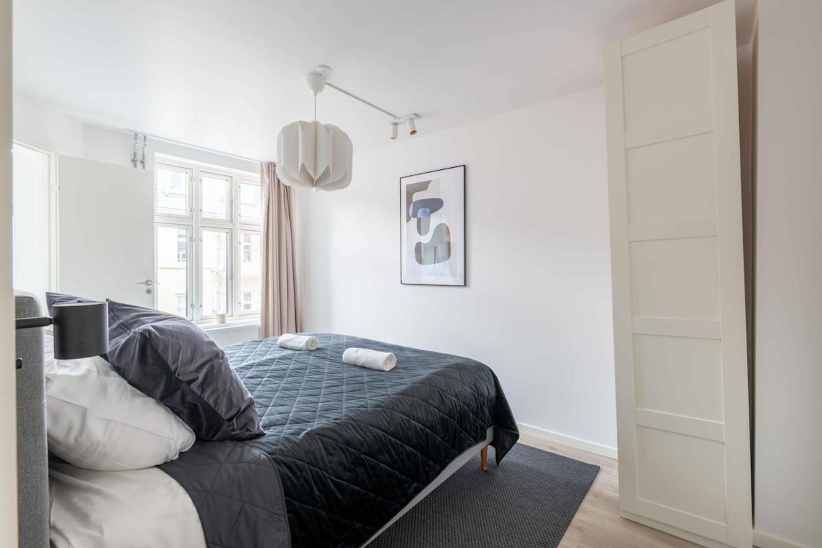 Apartamento Lovely In Vibrant Area Of