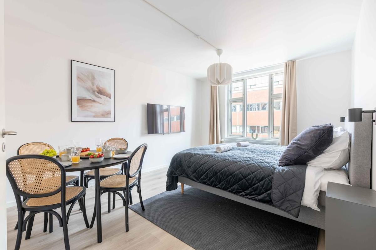 Lovely In Vibrant Area Of Apartamento *
