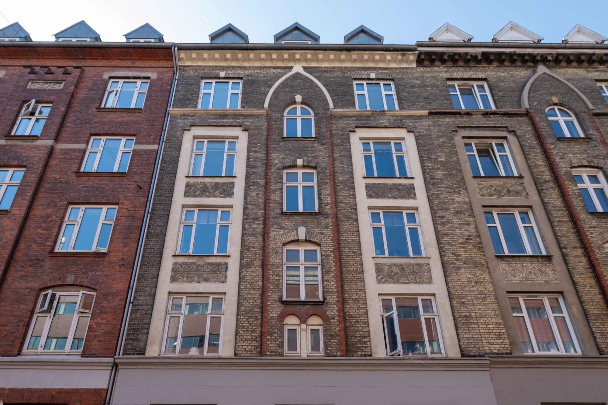 Apartament Lovely In Vibrant Area Of *