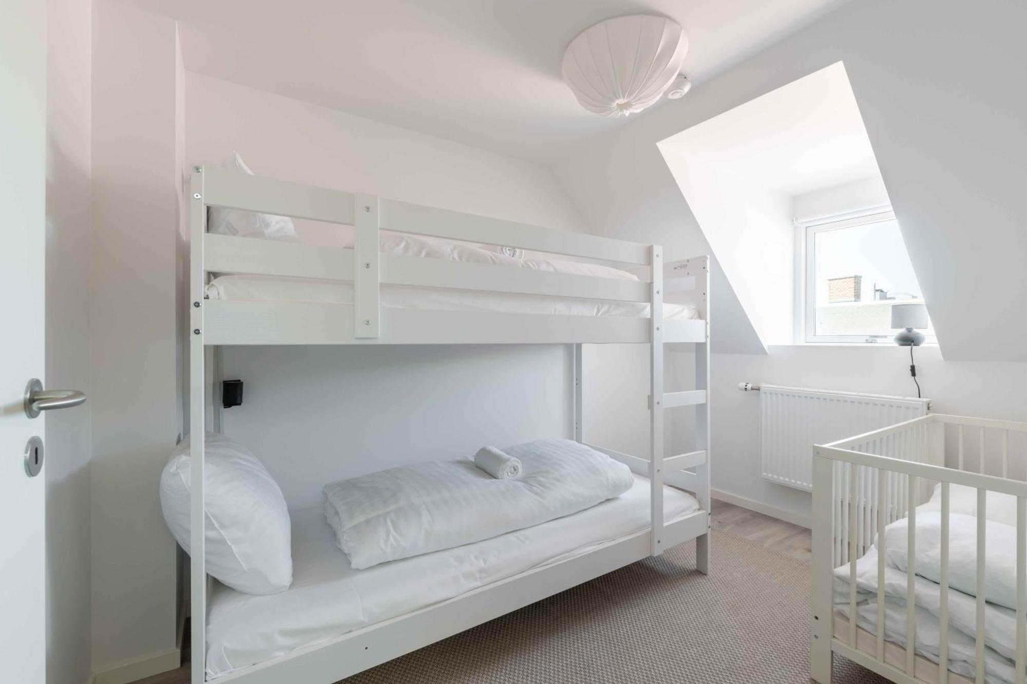 Lovely In Vibrant Area Of Apartament