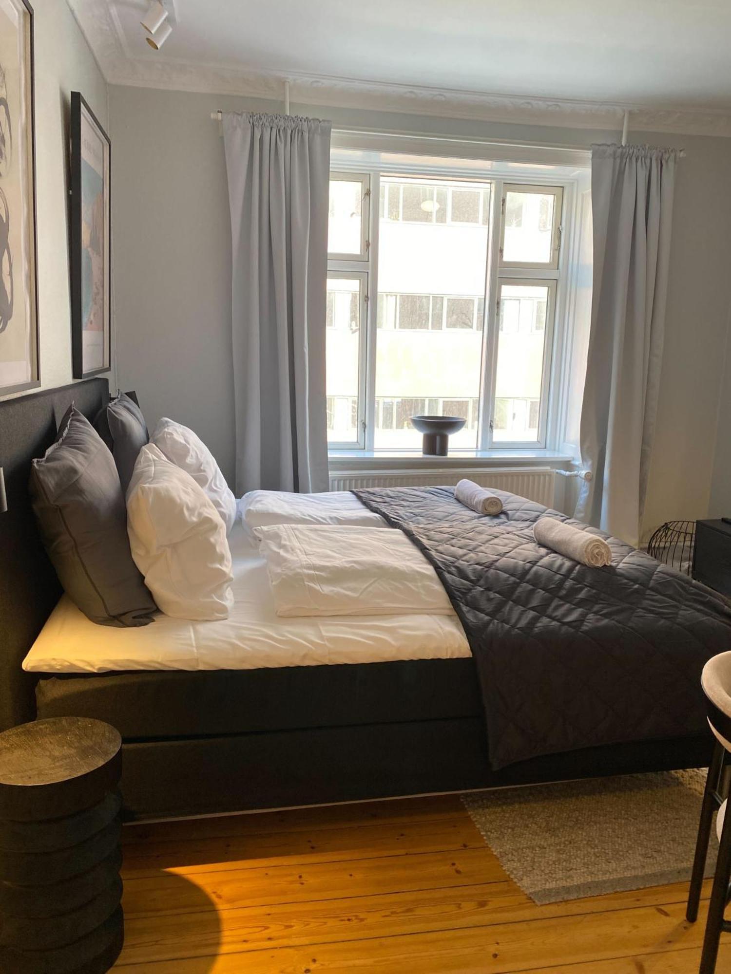 Lovely In Vibrant Area Of Apartament Kopenhaga